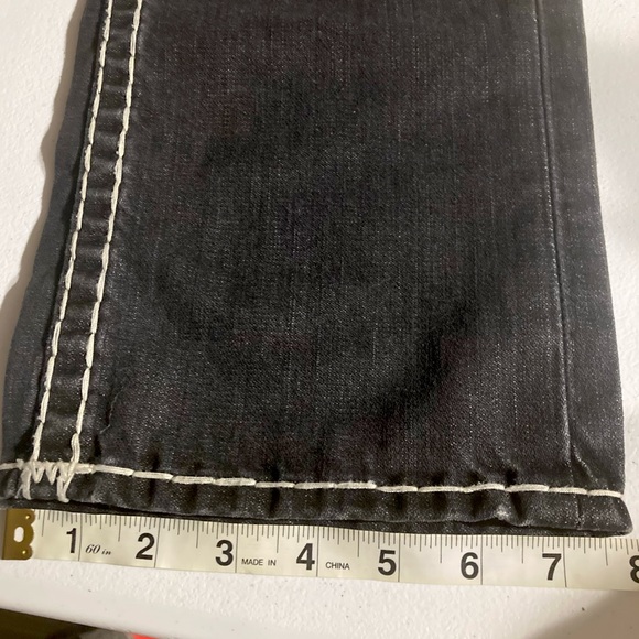 SOLD! NWT! True Religion Straight Super T in “DTDM MIRR WND WR” wash Size 29x34 - Picture 10 of 11